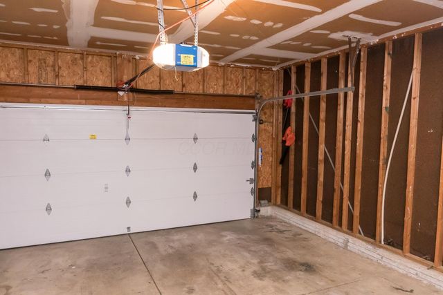 492 Rambling Brook Drive, Pickerington, OH 43147