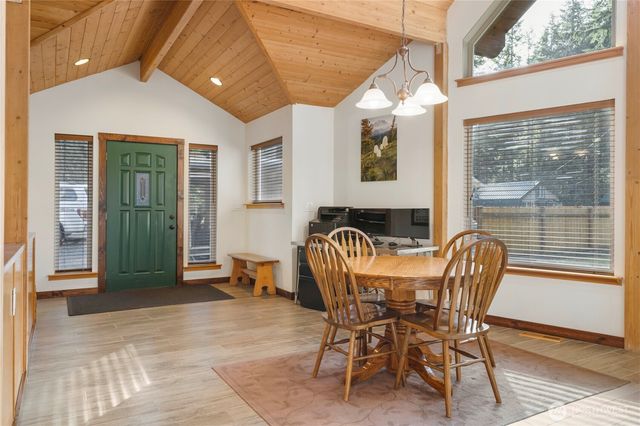 62307 Meadow Way E, Greenwater, WA 98022