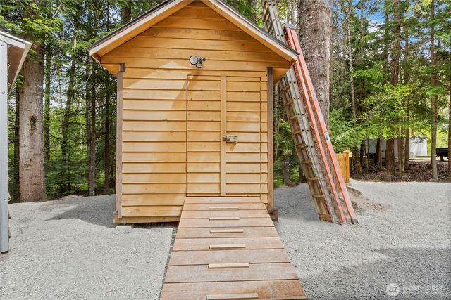 62307 Meadow Way E, Greenwater, WA 98022