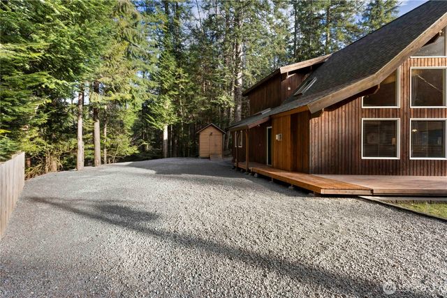 62307 Meadow Way E, Greenwater, WA 98022