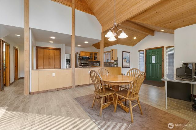 62307 Meadow Way E, Greenwater, WA 98022