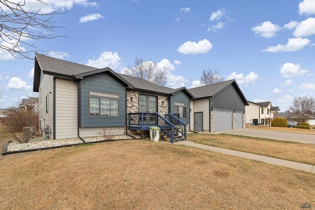 4013 WINEBERRY LN, Rapid City, SD 57703