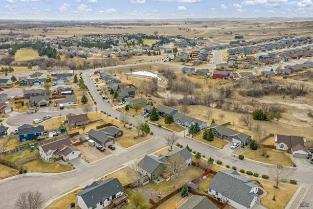 4013 WINEBERRY LN, Rapid City, SD 57703