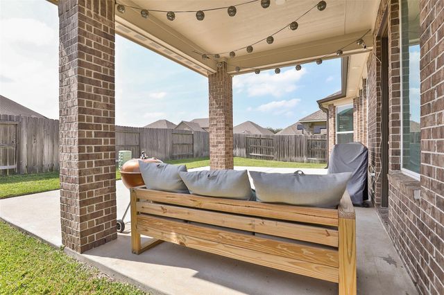 8831 Arch Rock Drive, Cypress, TX 77433