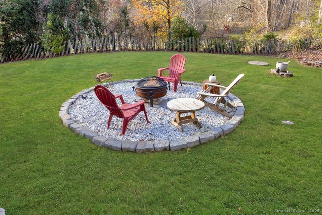 214 Kelsey Hill Road, Deep River, CT 06417