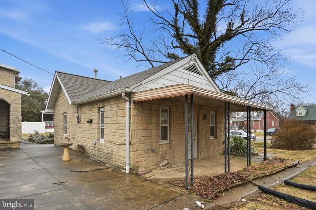 8716 MARAVOSS LN, Parkville, MD 21234