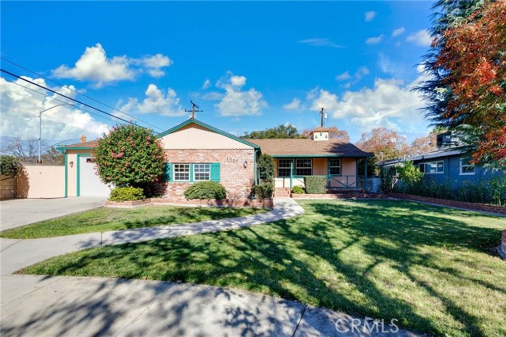 1507 Maplewood, La Verne, CA 91750