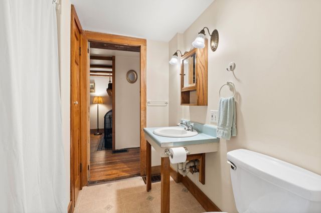 55 Garrison St, Groveland, MA 01834