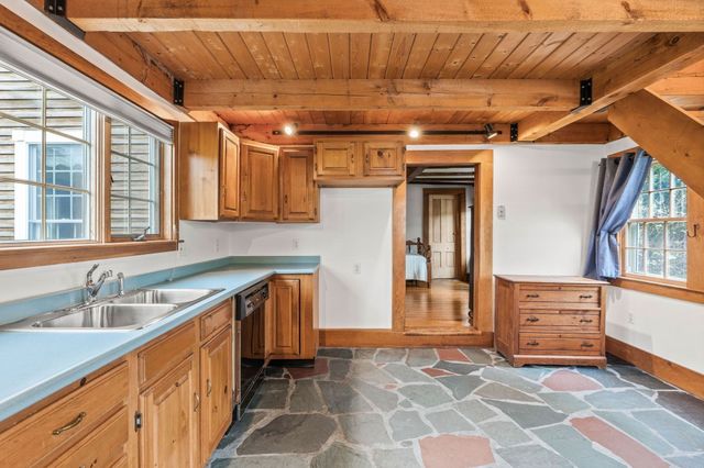 55 Garrison St, Groveland, MA 01834