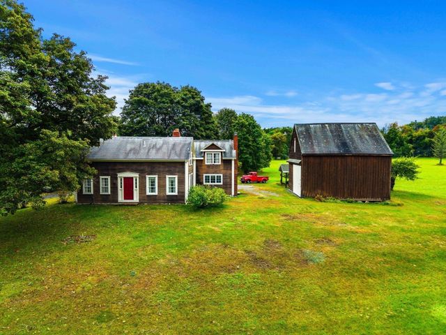 55 Garrison St, Groveland, MA 01834
