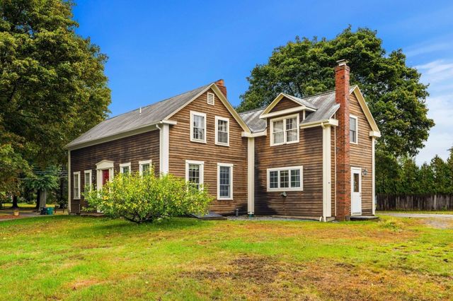 55 Garrison St, Groveland, MA 01834