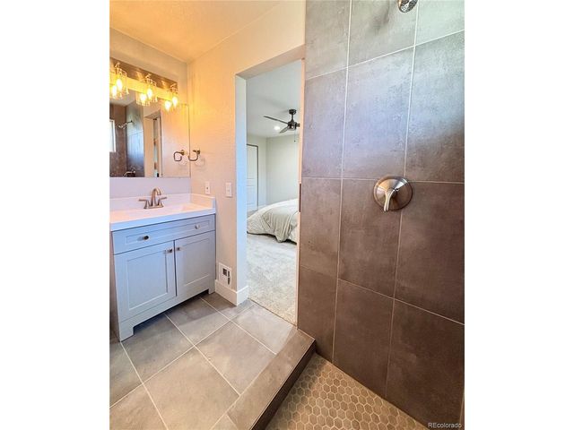 7629 S Fenton St, Littleton, CO 80128