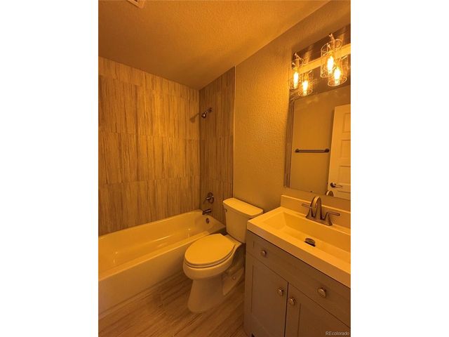 7629 S Fenton St, Littleton, CO 80128