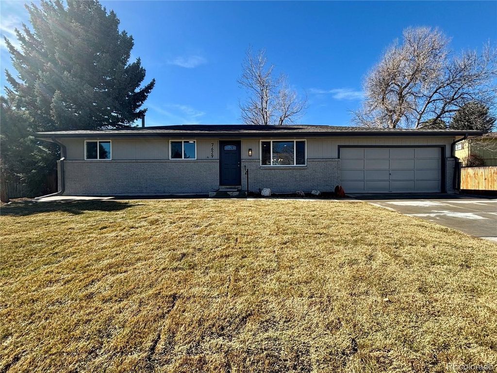 7629 S Fenton St, Littleton, CO 80128
