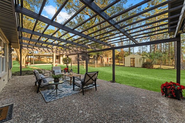 303 W Rollingwood Street, Pinehurst, TX 77362