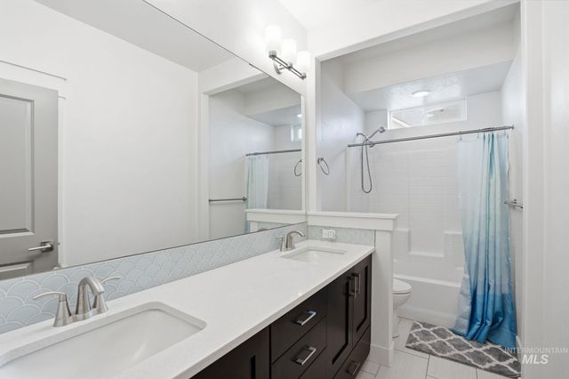 2301 Nordic Ave., Middleton, ID 83644