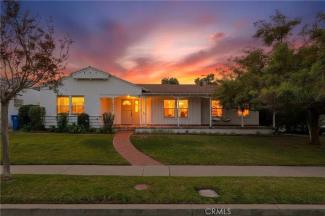12836 Waddell, Valley Village, CA 91607