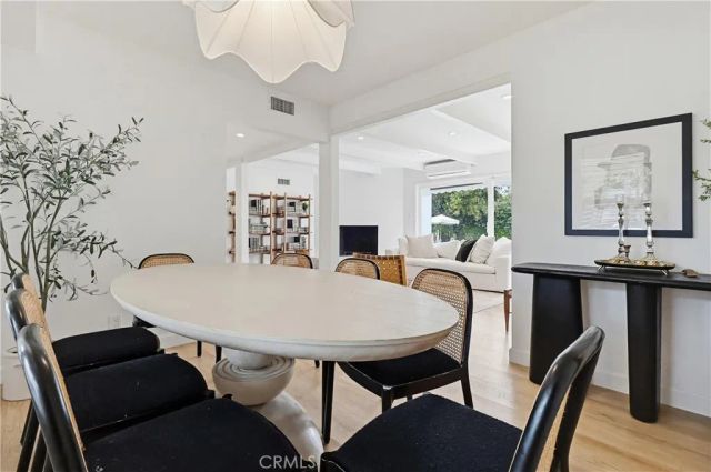 12836 Waddell, Valley Village, CA 91607