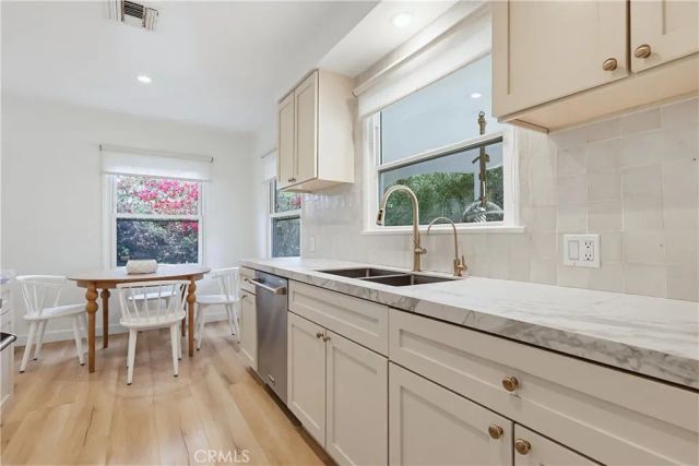 12836 Waddell, Valley Village, CA 91607