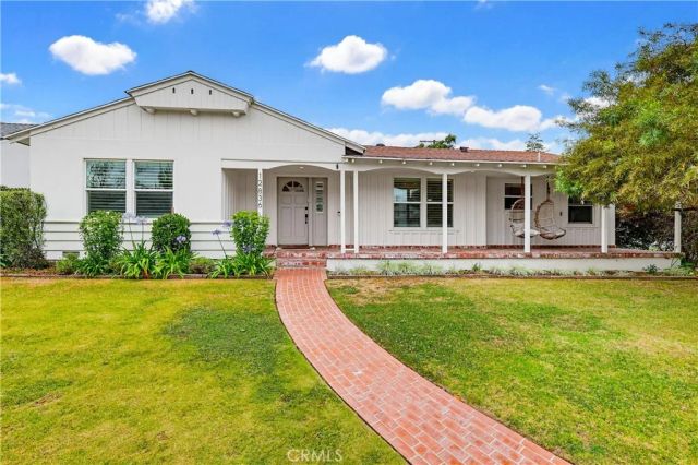12836 Waddell, Valley Village, CA 91607