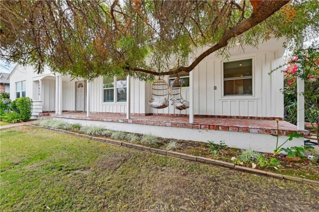 12836 Waddell, Valley Village, CA 91607