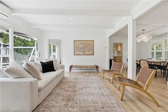 12836 Waddell, Valley Village, CA 91607