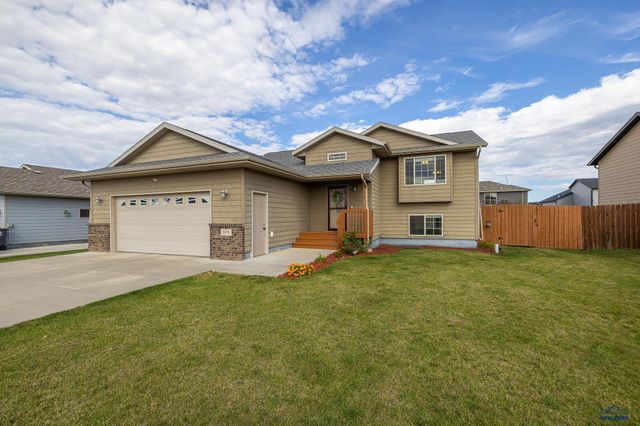 574 NORAD DR, Box Elder, SD 57719