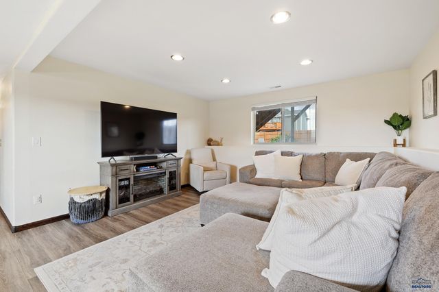 574 NORAD DR, Box Elder, SD 57719