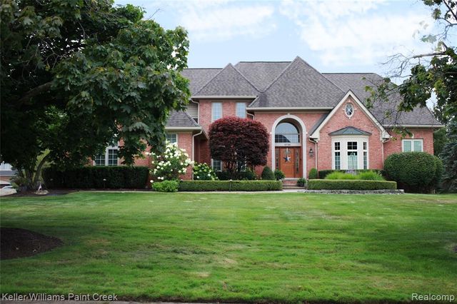 5739 Kirkridge Trail, Oakland, MI 48306
