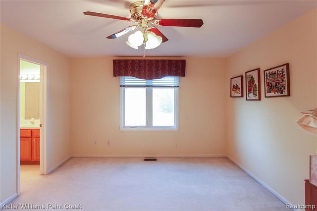 5739 Kirkridge Trail, Oakland, MI 48306