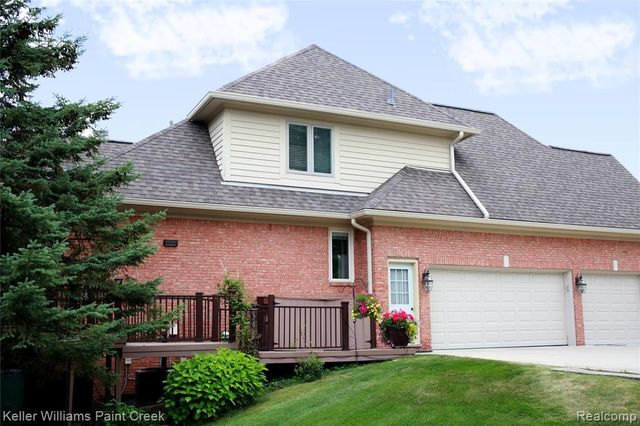 5739 Kirkridge Trail, Oakland, MI 48306