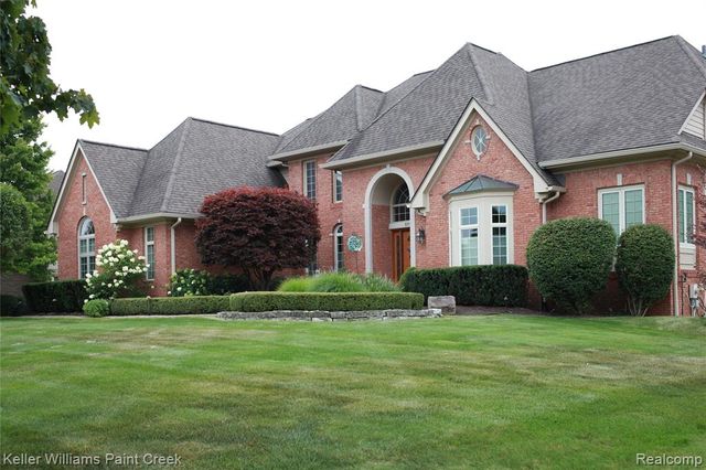 5739 Kirkridge Trail, Oakland, MI 48306