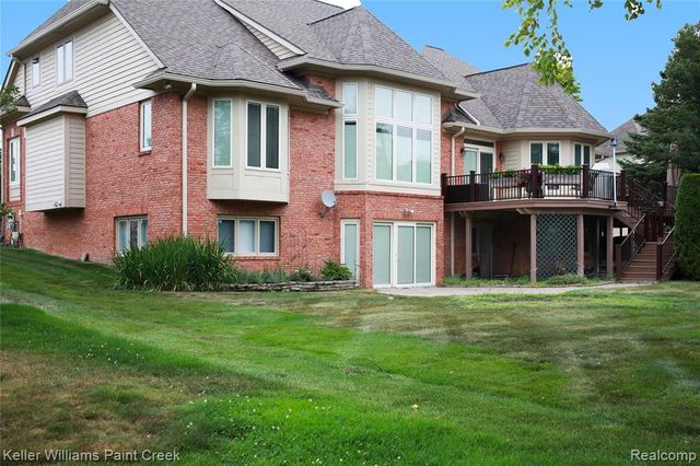 5739 Kirkridge Trail, Oakland, MI 48306
