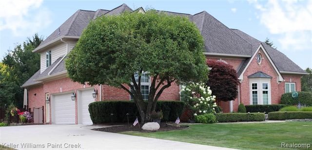 5739 Kirkridge Trail, Oakland, MI 48306