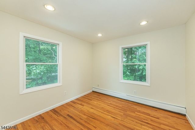 16 Florence St, Hopatcong Boro, NJ 07874