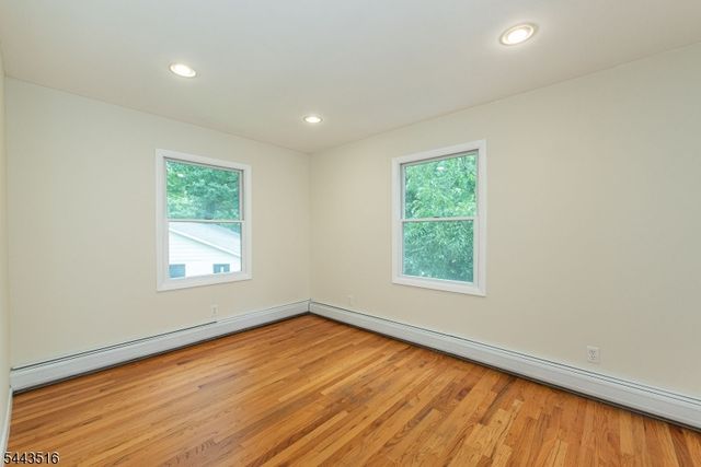 16 Florence St, Hopatcong Boro, NJ 07874