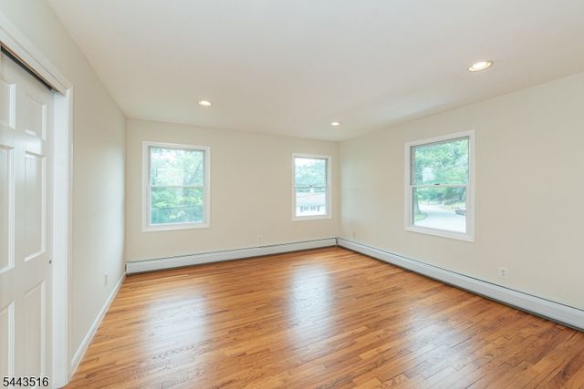 16 Florence St, Hopatcong Boro, NJ 07874