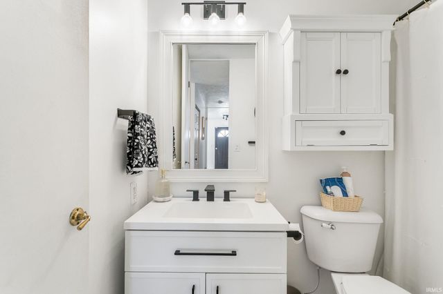 3630 Evesham Court, South Bend, IN 46614