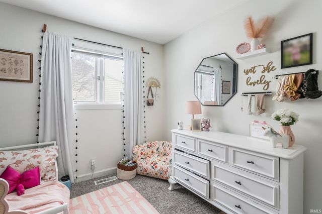 3630 Evesham Court, South Bend, IN 46614