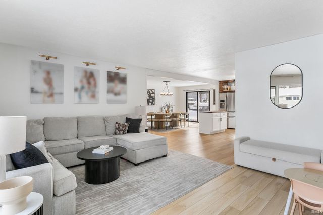 3630 Evesham Court, South Bend, IN 46614