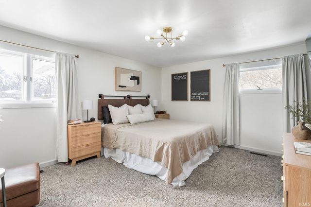 3630 Evesham Court, South Bend, IN 46614