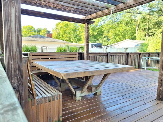 3630 Evesham Court, South Bend, IN 46614