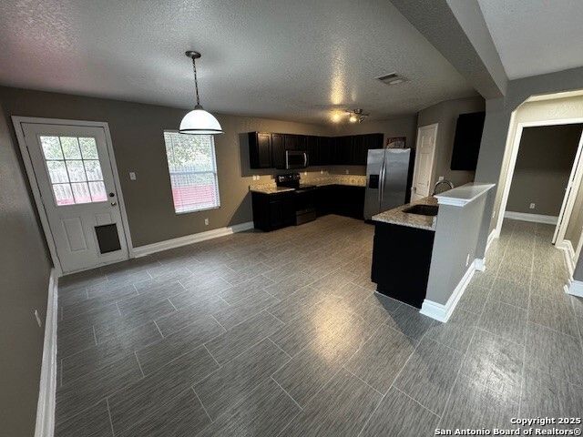 7907 Saratoga Knll, Selma, TX 78154