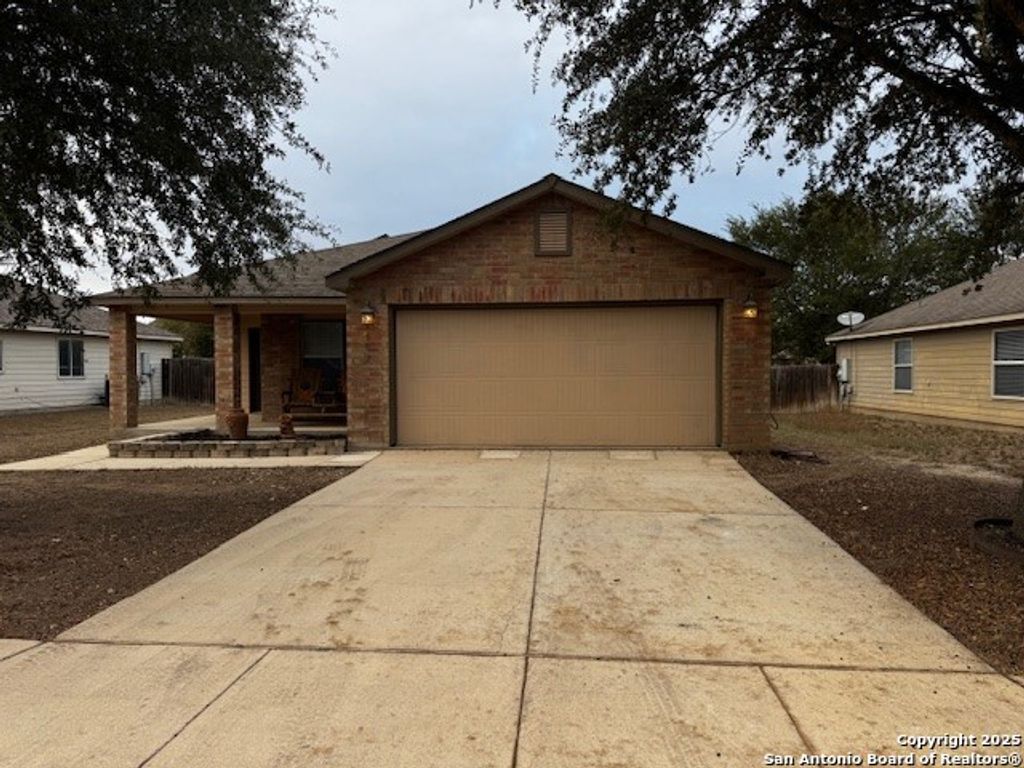 7907 Saratoga Knll, Selma, TX 78154