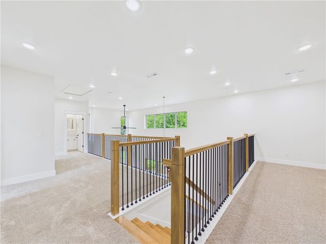 55 Magrath Drive, Bella Vista, AR 72715