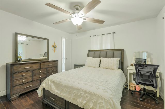 6806 Glen Rock Drive, Houston, TX 77087