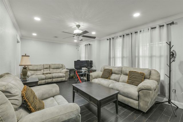 6806 Glen Rock Drive, Houston, TX 77087