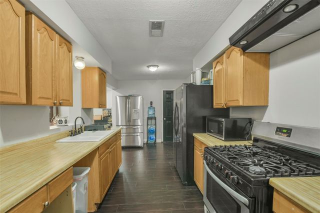 6806 Glen Rock Drive, Houston, TX 77087