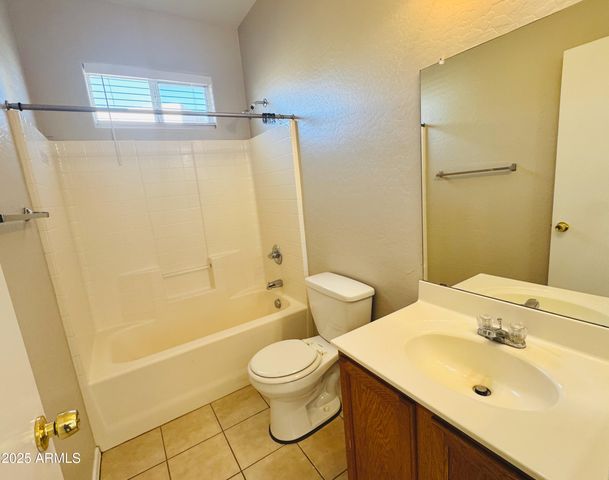 2300 E MAGMA Road 128, San Tan Valley, AZ 85143