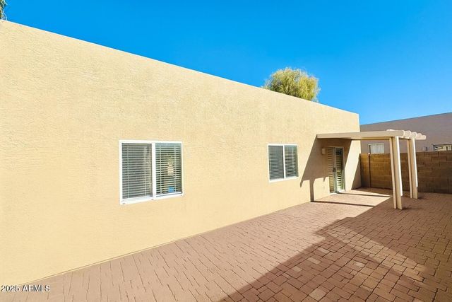 2300 E MAGMA Road 128, San Tan Valley, AZ 85143